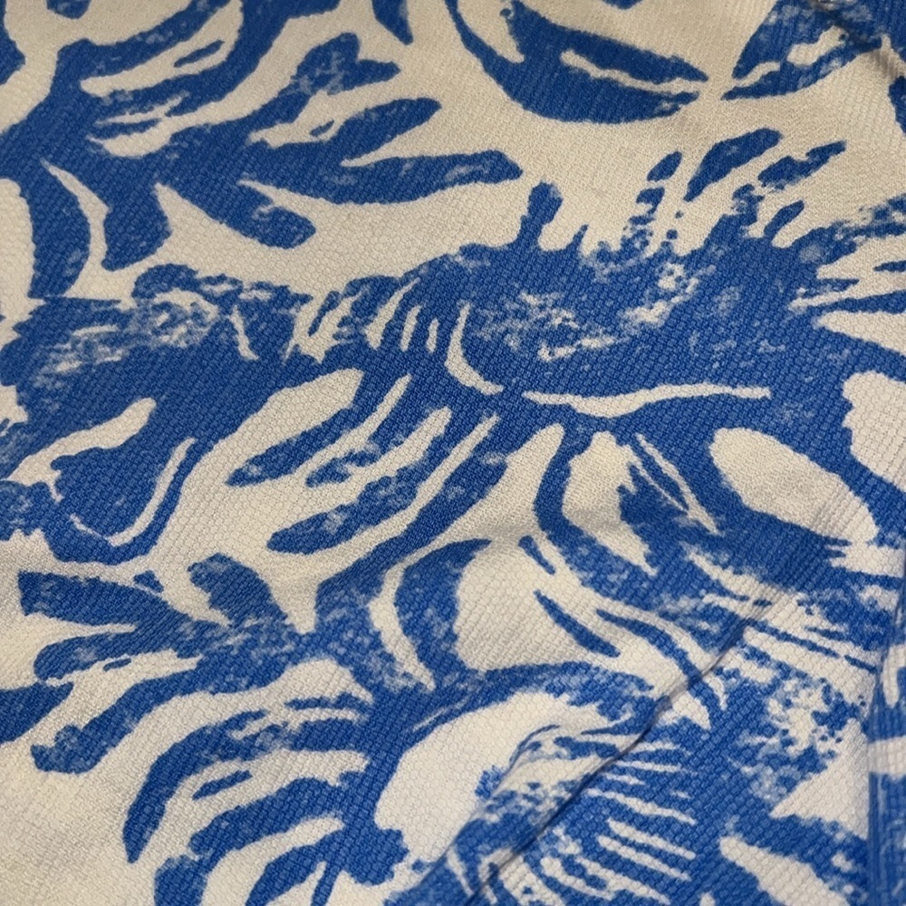Lilly Pulitzer Callahan Shorts Resort White and Blue On a Roll size 10 NWT - Picture 3 of 8
